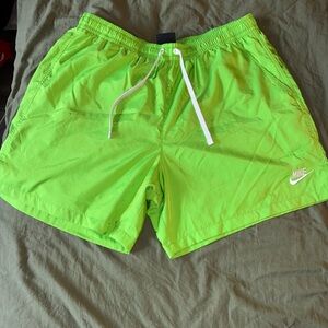 Nike Men's Green Woven Shorts